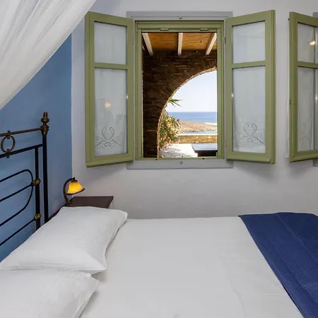 Vivant Blue Agios Ioannis Porto Tinos אגיוס יואניס